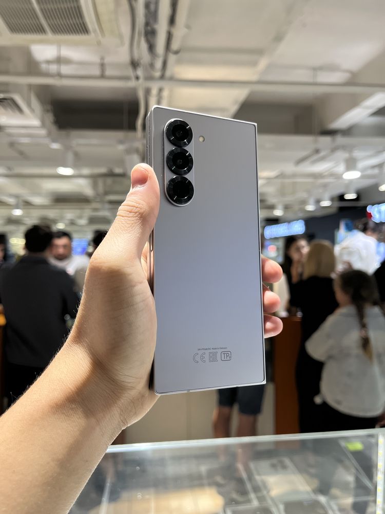 Samsung Galaxy Zfold 6
