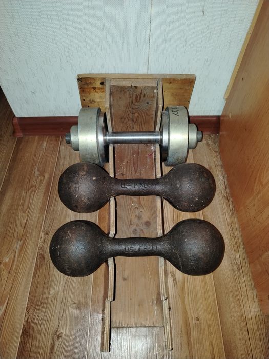 Продам гантели срочно