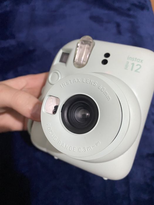Camera Fujifilm instax mini 12