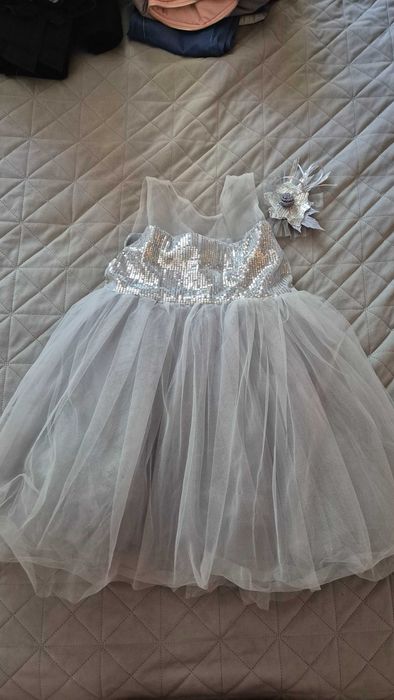 Рокля подходяща  за Коледа и нова година    122-128