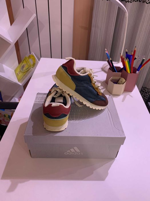 de vanzare incaltaminte pt copii!