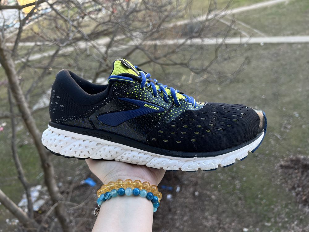 Brooks Glycerin 16 — номер 44