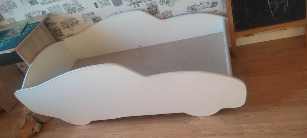 Кровать машинка с матрасом