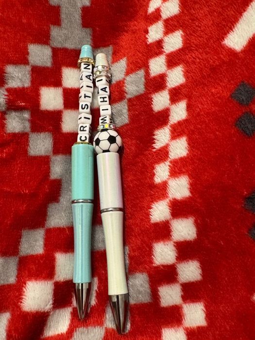 Pixuri personalizate cu nume