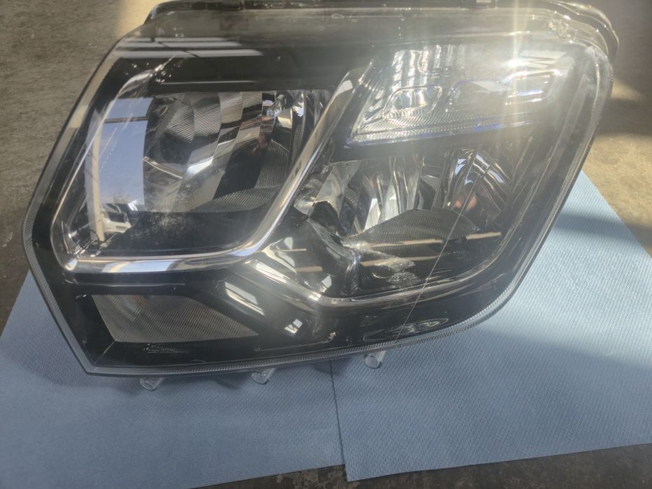 Far stanga Dacia Duster 2013-2017