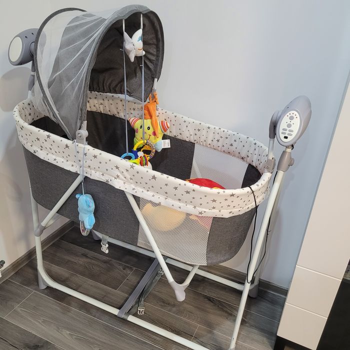 SE VINDE pătuț electric doar cu ridicare personală din Brăila!!!