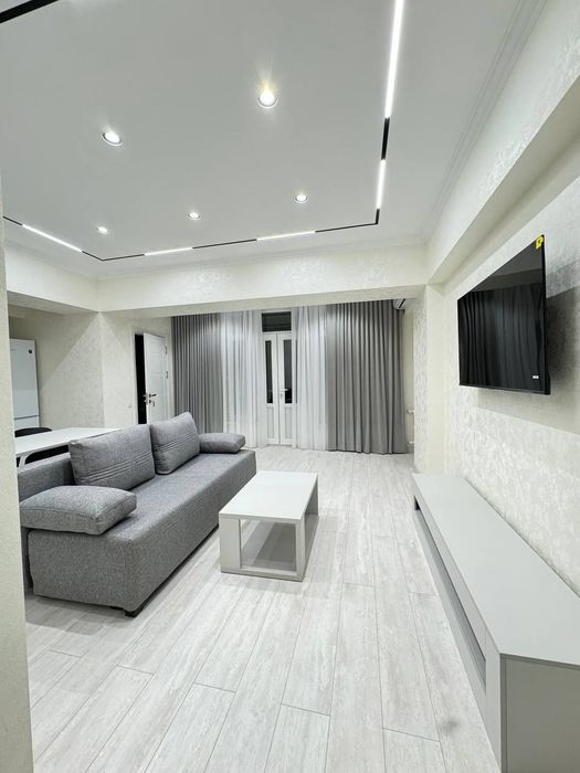 Ойбек. 2 ком. Кв. Премиум класса.