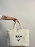 Geanta Prada Noua !!! Dimensiuni 45/36 !!!