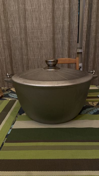 Продаю казан новый 10л