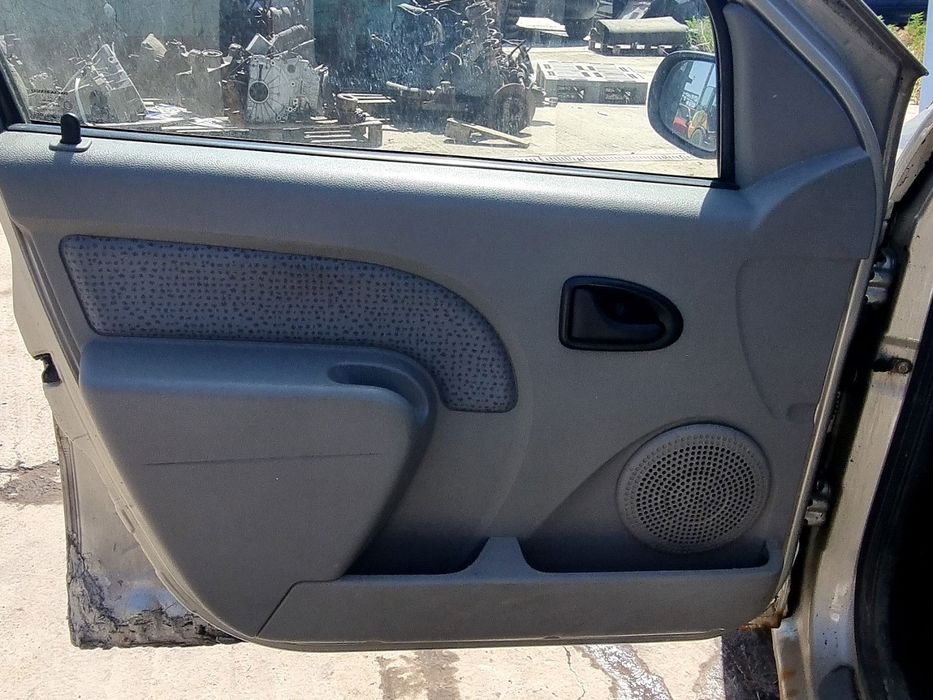 Tapiterie usa stanga fata Dacia Logan (LS) [Fabr 2004-2012] 48KW / 65C