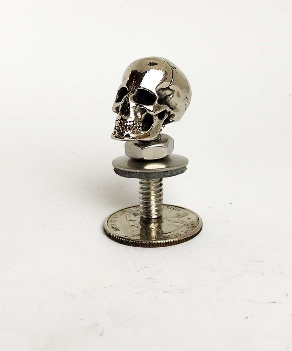 Болт череп за седалката на Харлей. Harley Davidson