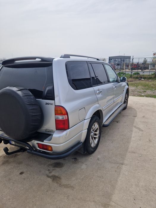 Suzuki XL7 4x4 2.0