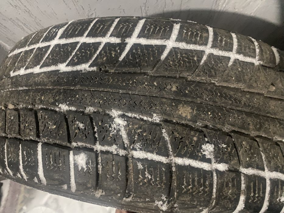 Шина 215/60/16 1штук