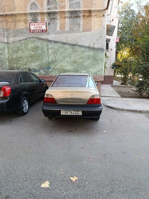 Нексия Сонс 1998 года