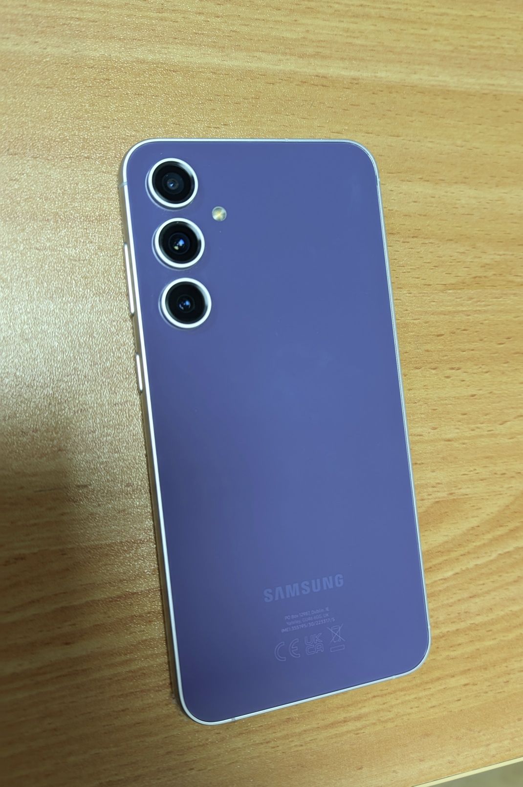 Samsung galaxy S23 FE като нов