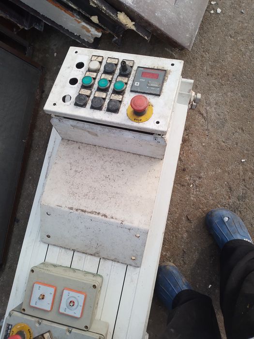 Baterii mari penu aragaz cu patru ochiuri stare buna