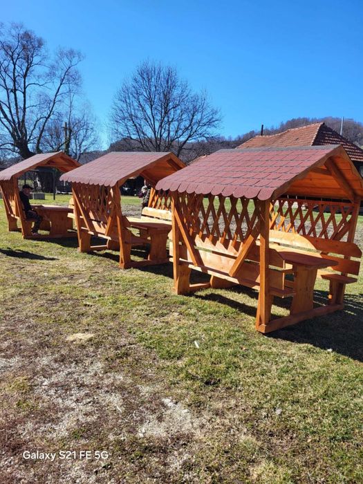 Foisor rustic gradina