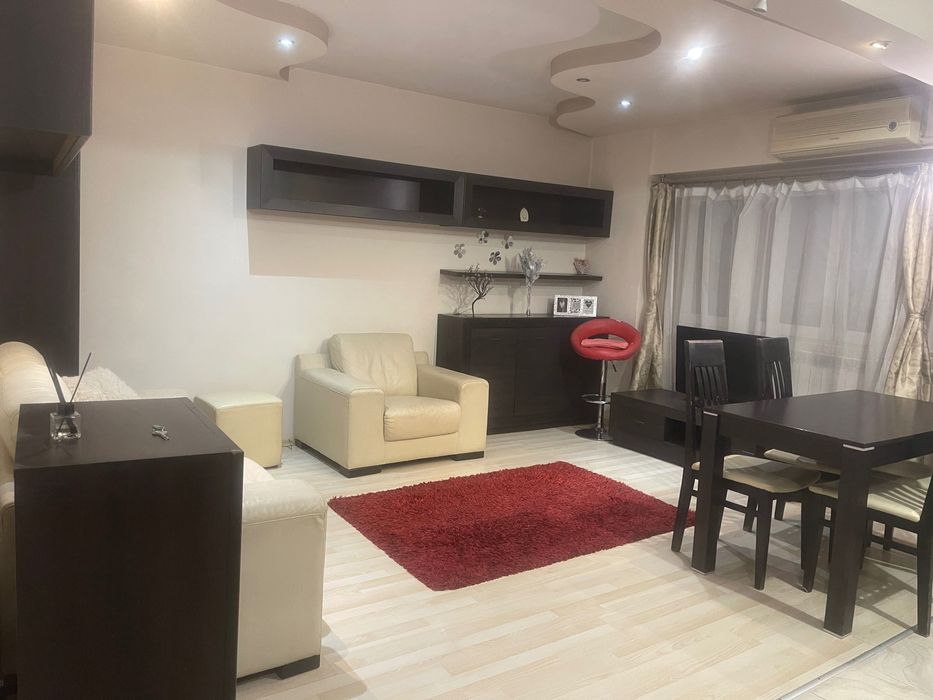 Persoană fizica;Centru-Arcu;Apartament 3 camere;
