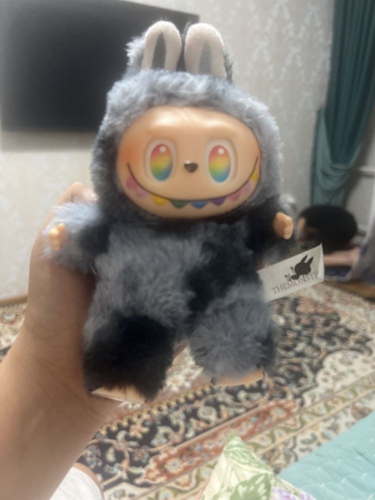 Лабубу оригинал