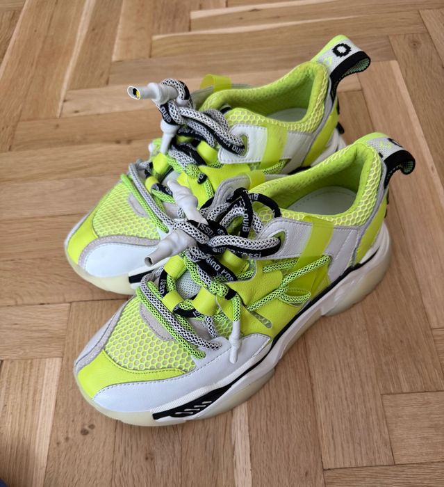 Маратонки 38 номер