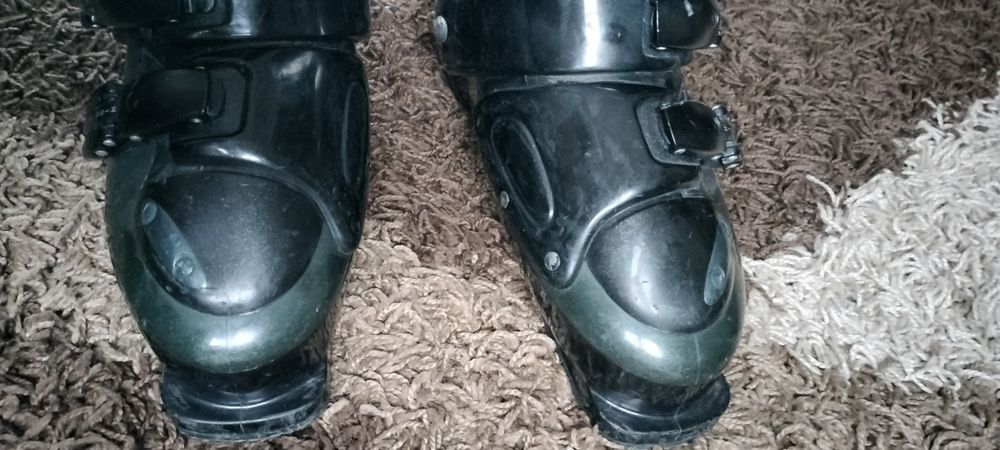 Clăpari de schi"Rossignol"Liberty (măr.43;27,5cm)