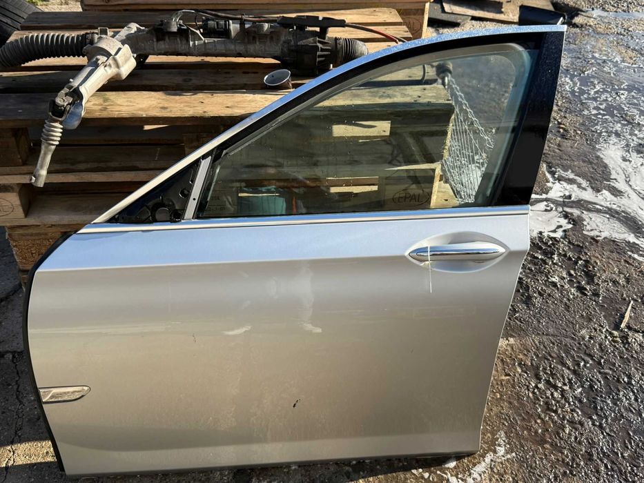 Usa stanga dreapta fata BMW seria 7 F01