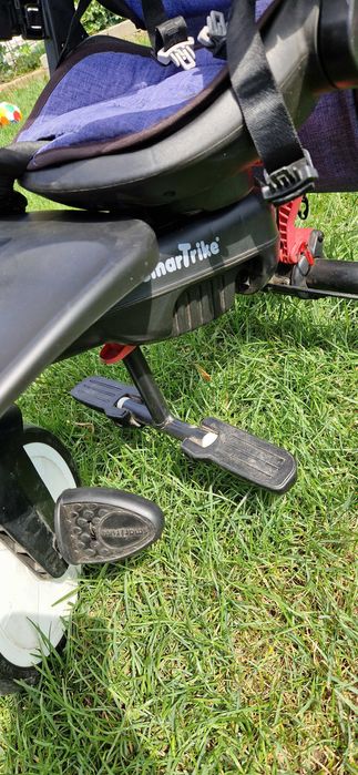 Tricicletă SmarTrike 6-în-1 pentru copii 10 luni - 3+ ani