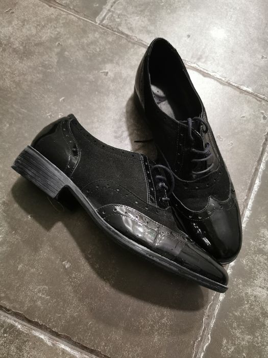 Естествена кожа ботуши и обувки