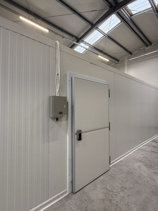 Depozit FRIGORIFIC 260mp Congelare Refrigerare