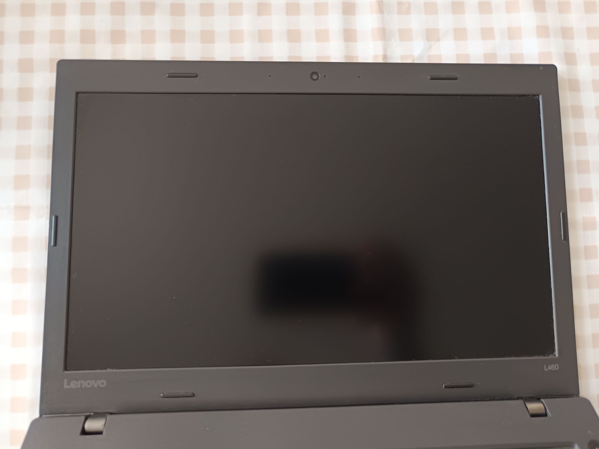 Продавам Lenovo L460