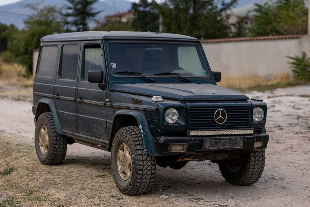 Mercedes-Benz G-class W463 3.2 Бензин 1995г на ЧАСТИ