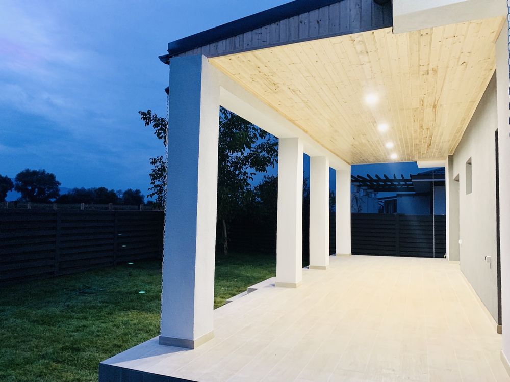 Casa de vanzare 6 camere individuala
