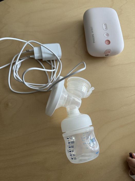 Помпа за кърма Philips Avent