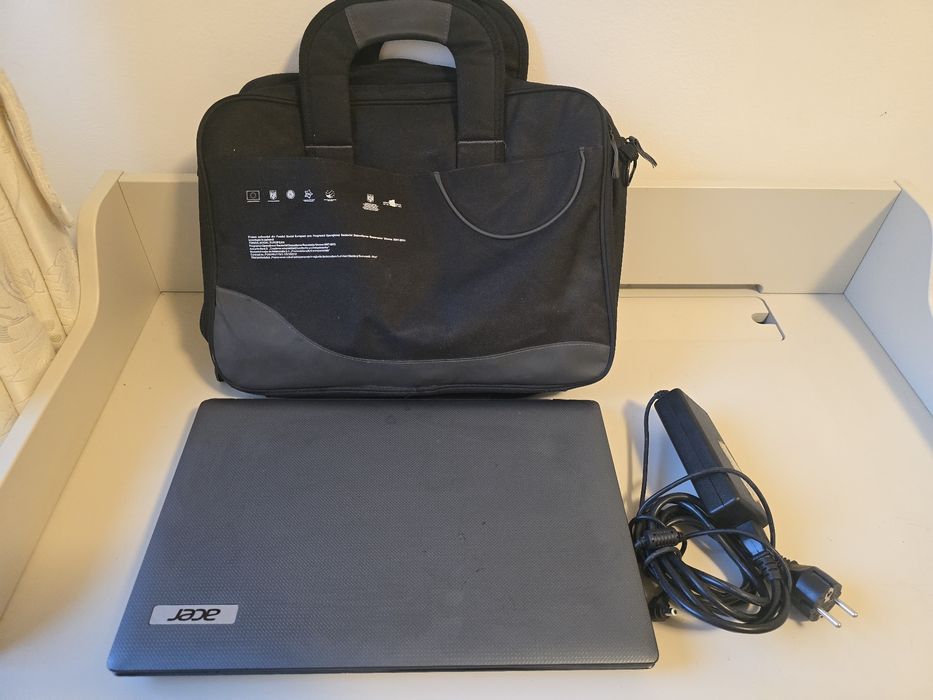 Laptop Acer i3 ieftin , reducere !