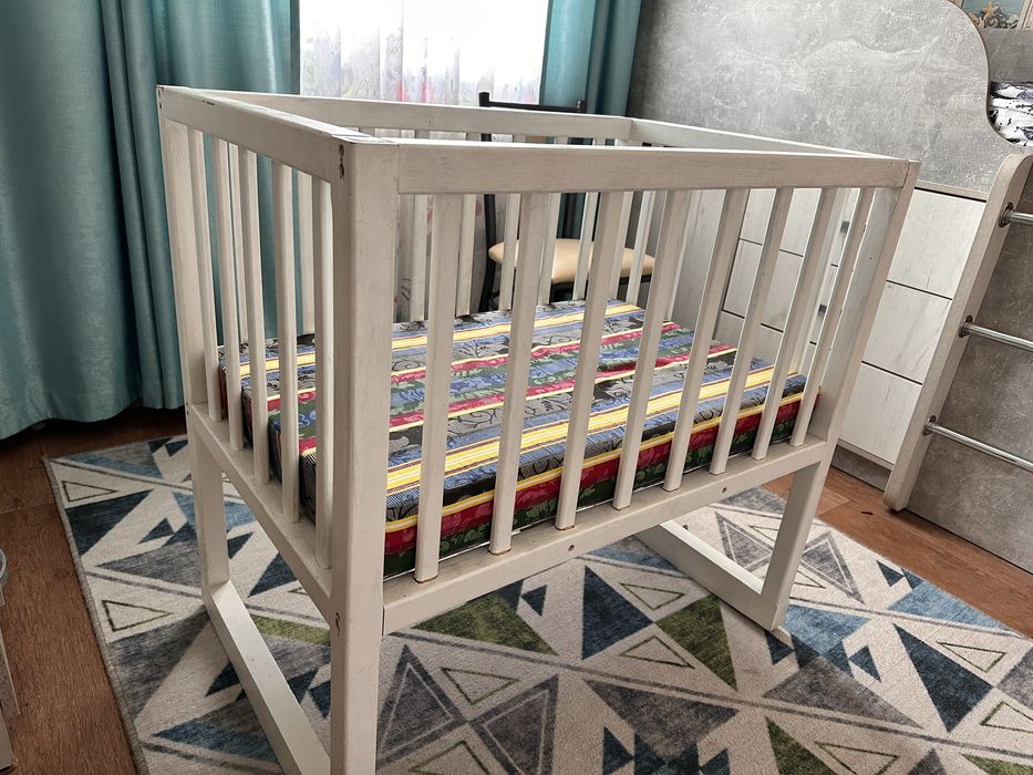 Кроватка детская