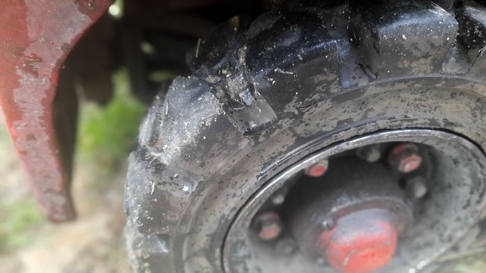 Продавам електрокар товароподемност 1000кг  2200мм височина.