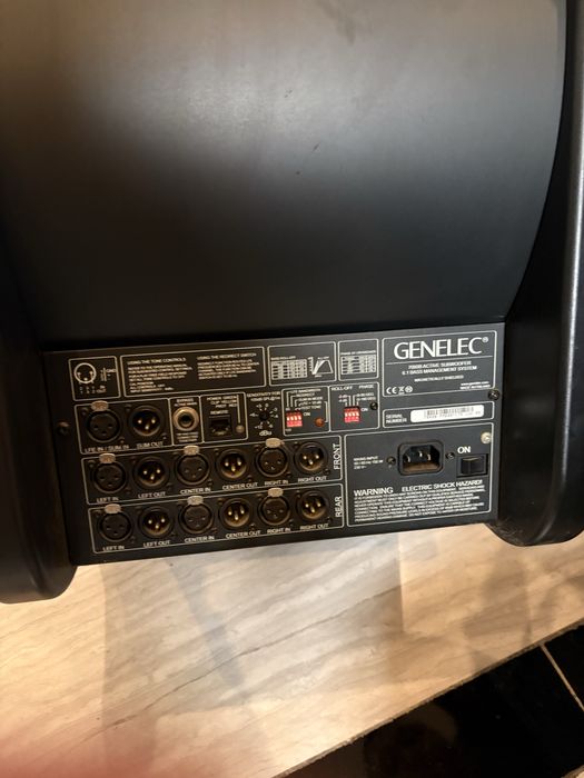Сабвуфер Genelec7060B