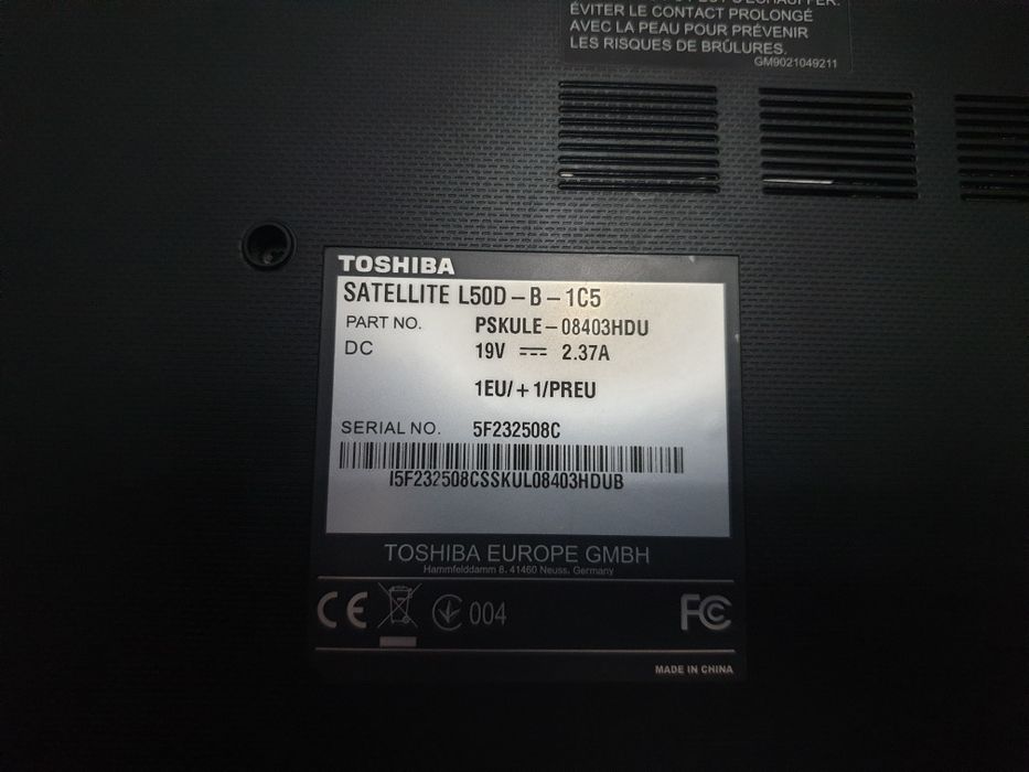 Vând laptop Toshiba