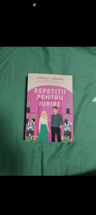 Cartea "Repetiții pentru iubire"
