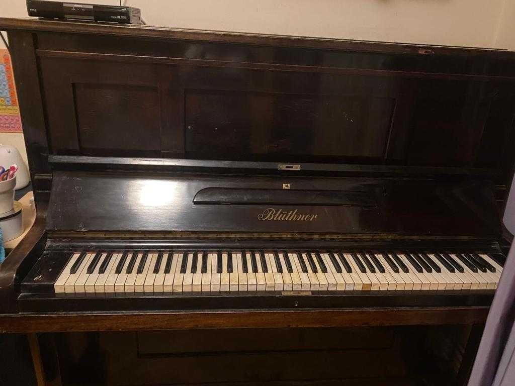 Pianina Bluthner Leipzig