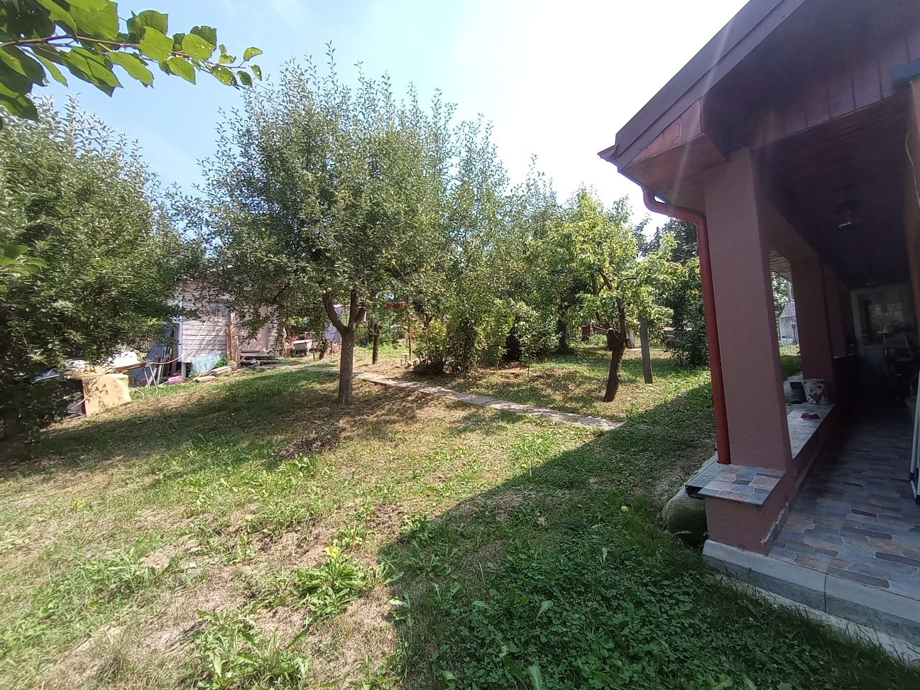 Casa într-o zonă de vis, in mijlocul naturii