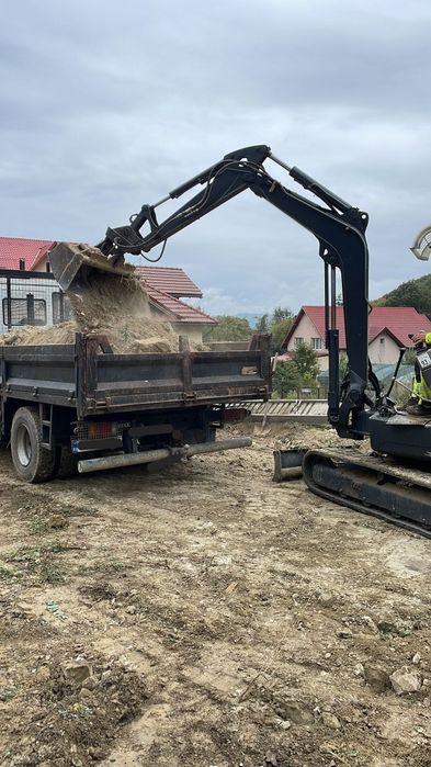 Lucrări miniexcavator si transport pietriș,moloz, nisip, pământ
