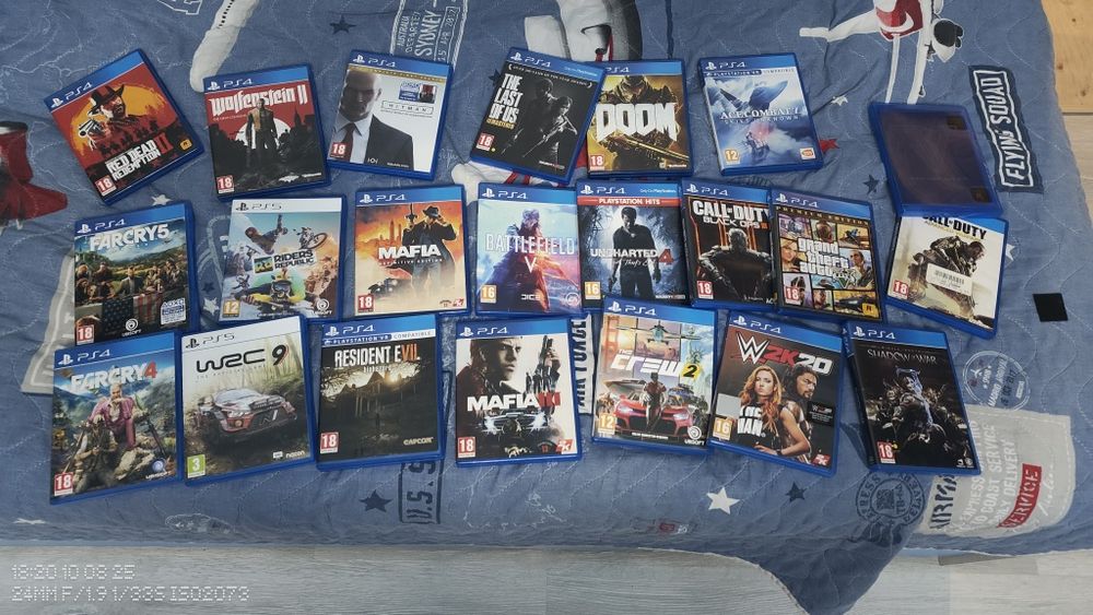 Продавам игри за конзоли.