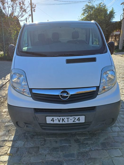 Opel Vivaro LUNG 2014