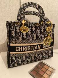 Сумка “Christian Dior”