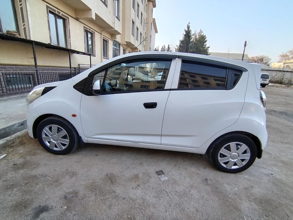 Spark sotiladi faqat naxtga