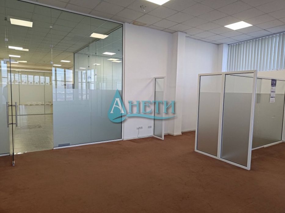 Дава се под наем Офис в София, Кръстова вада - 900 кв.м за 4500 € - Снимка #6