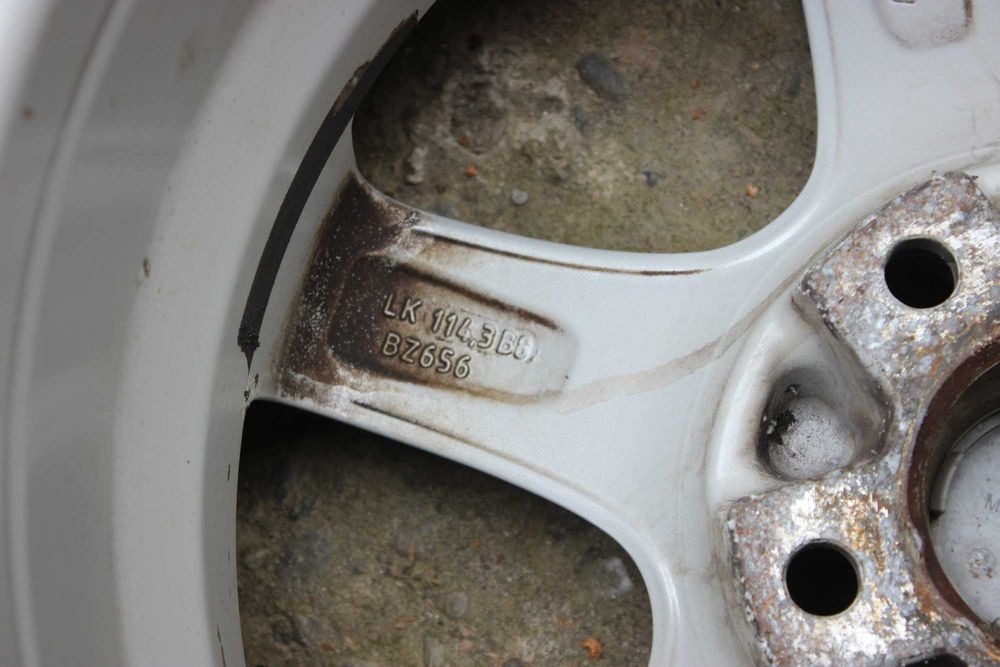 Vind 4 Jante aliaj cu Cauciucuri Dunlop - Hyundai IX35
