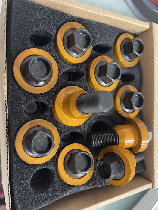 Prezoane M14x1.5 pentru adaptarea jantelor OE Range Rover Vogue/Sport