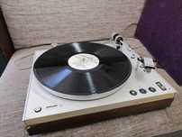 Грамофон Philips 212